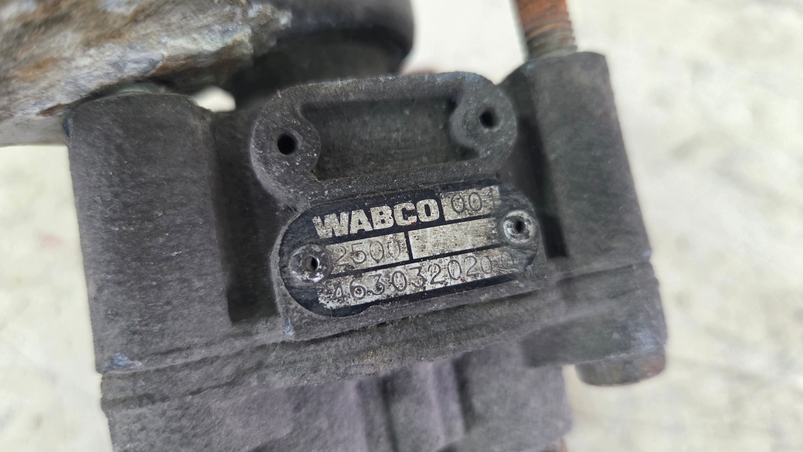 Soupape de levage remorque Wabco OEM 4630320200 - Occasion