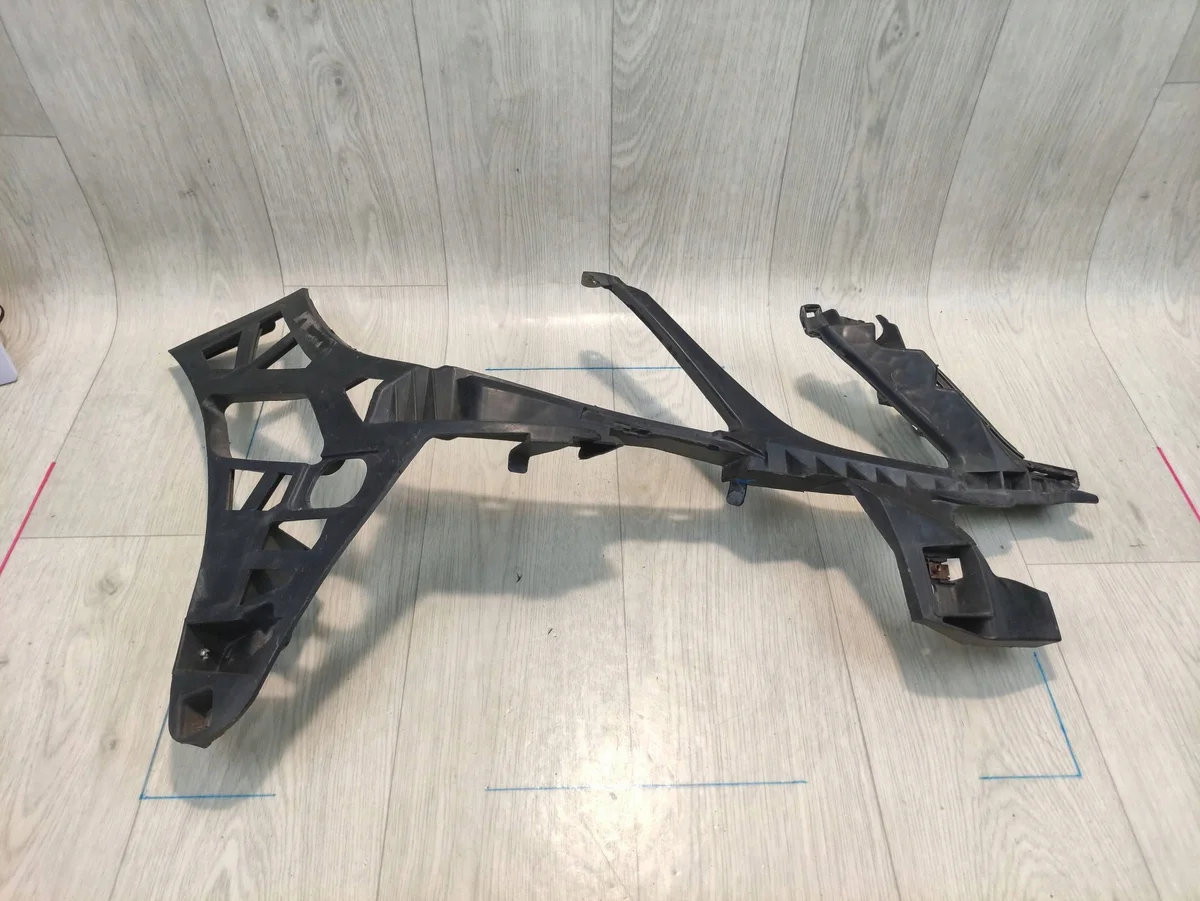 MERCEDES E-KLASSE W212 Halter Stoßstange Rechts Vorne image 4