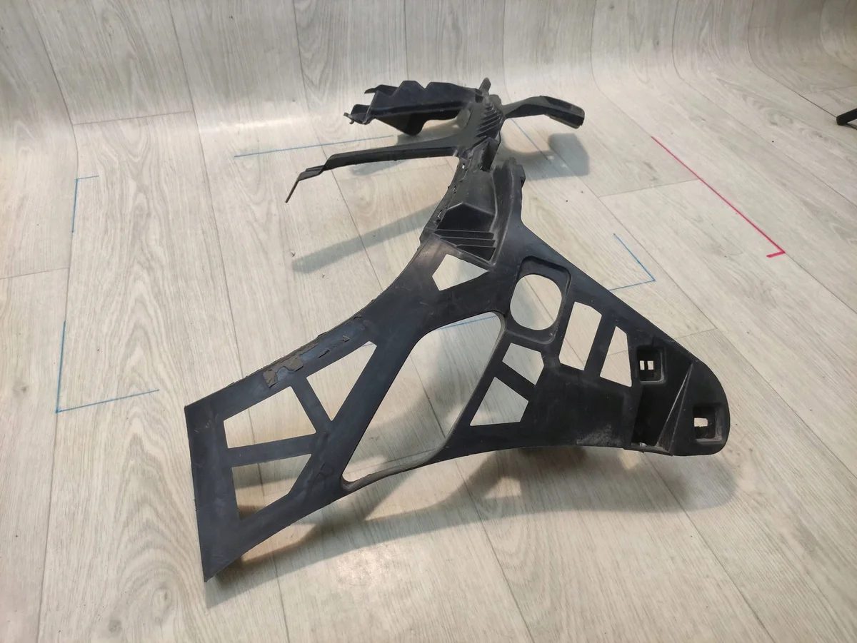 MERCEDES E-KLASSE W212 Halter Stoßstange Rechts Vorne image 5