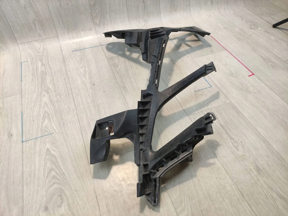 MERCEDES E-KLASSE W212 Halter Stoßstange Rechts Vorne image 6