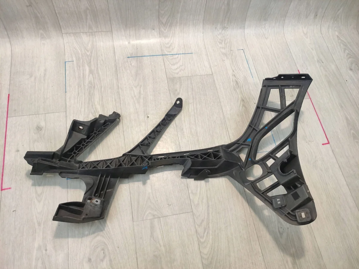 MERCEDES E-KLASSE W212 Halter Stoßstange Rechts Vorne image 7