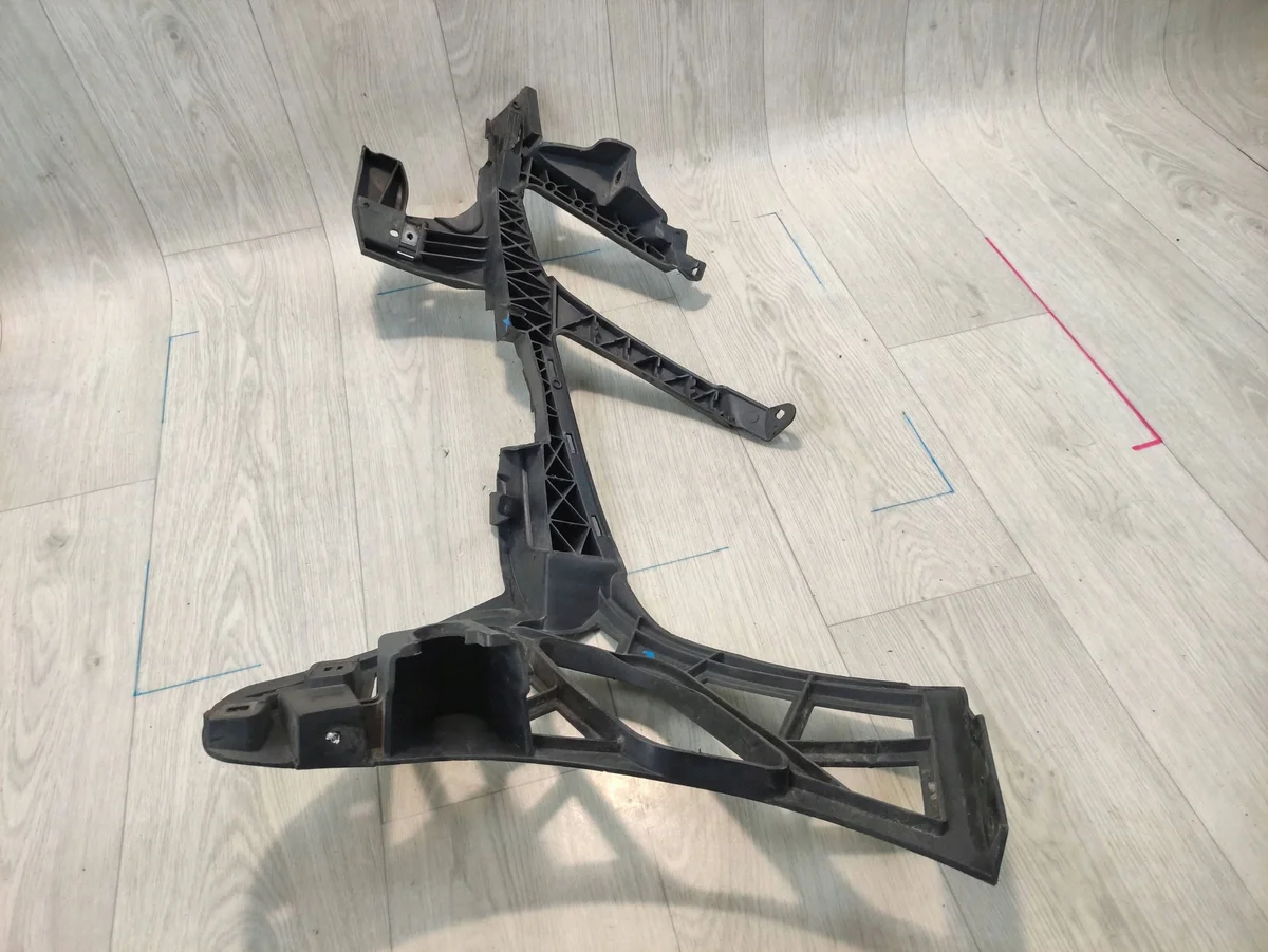 MERCEDES E-KLASSE W212 Halter Stoßstange Rechts Vorne image 9