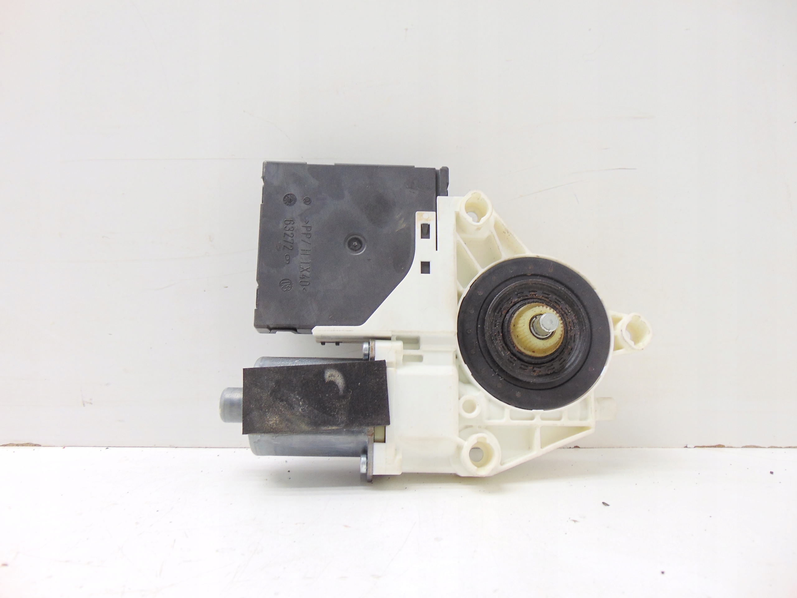 Motor elevalunas delantero Audi TT 8J usado image 3