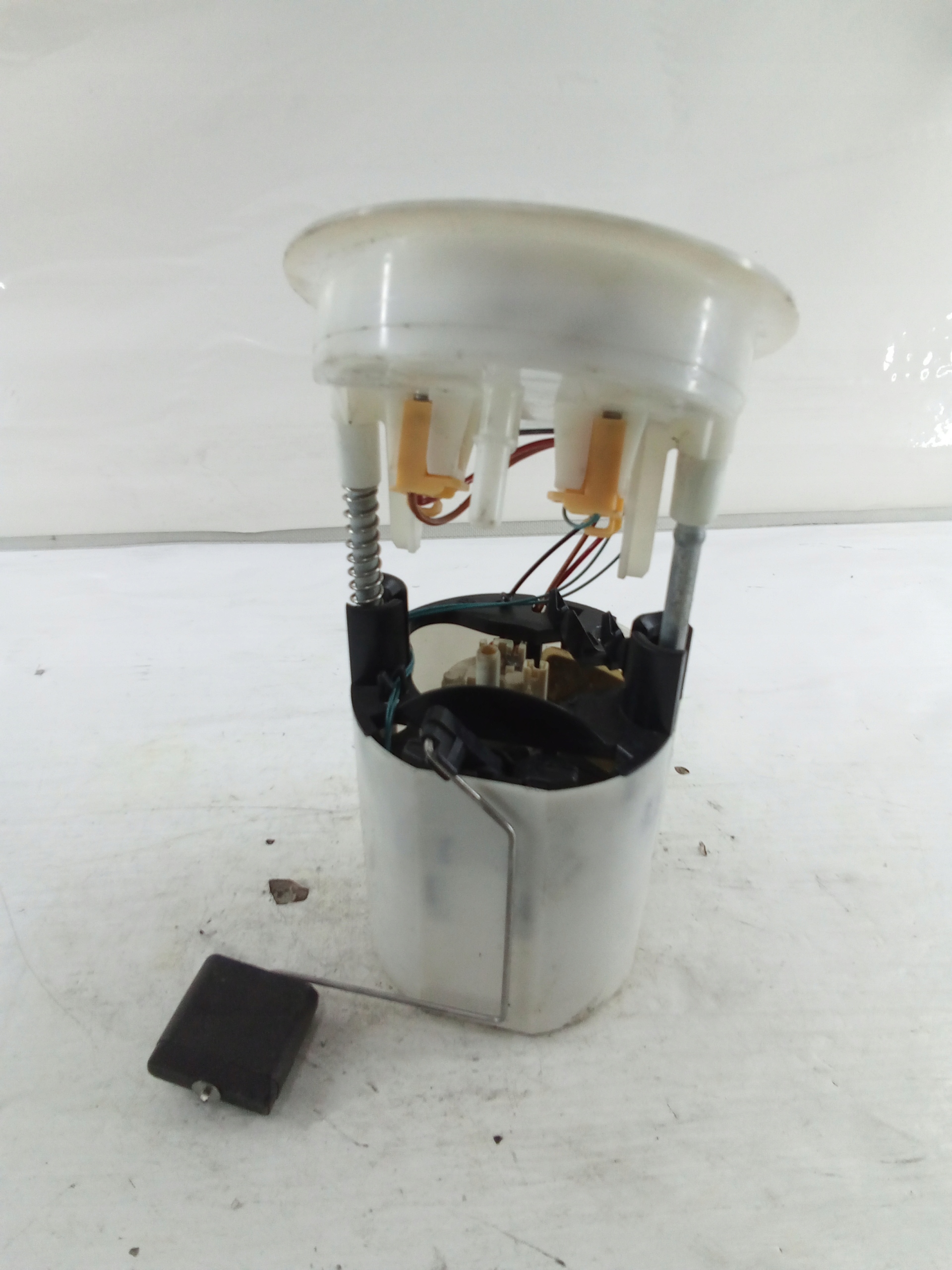 Bränslenivåsensor Pump BMW E87 LIFT 1.6 B 09r OEM 7197073 image 3