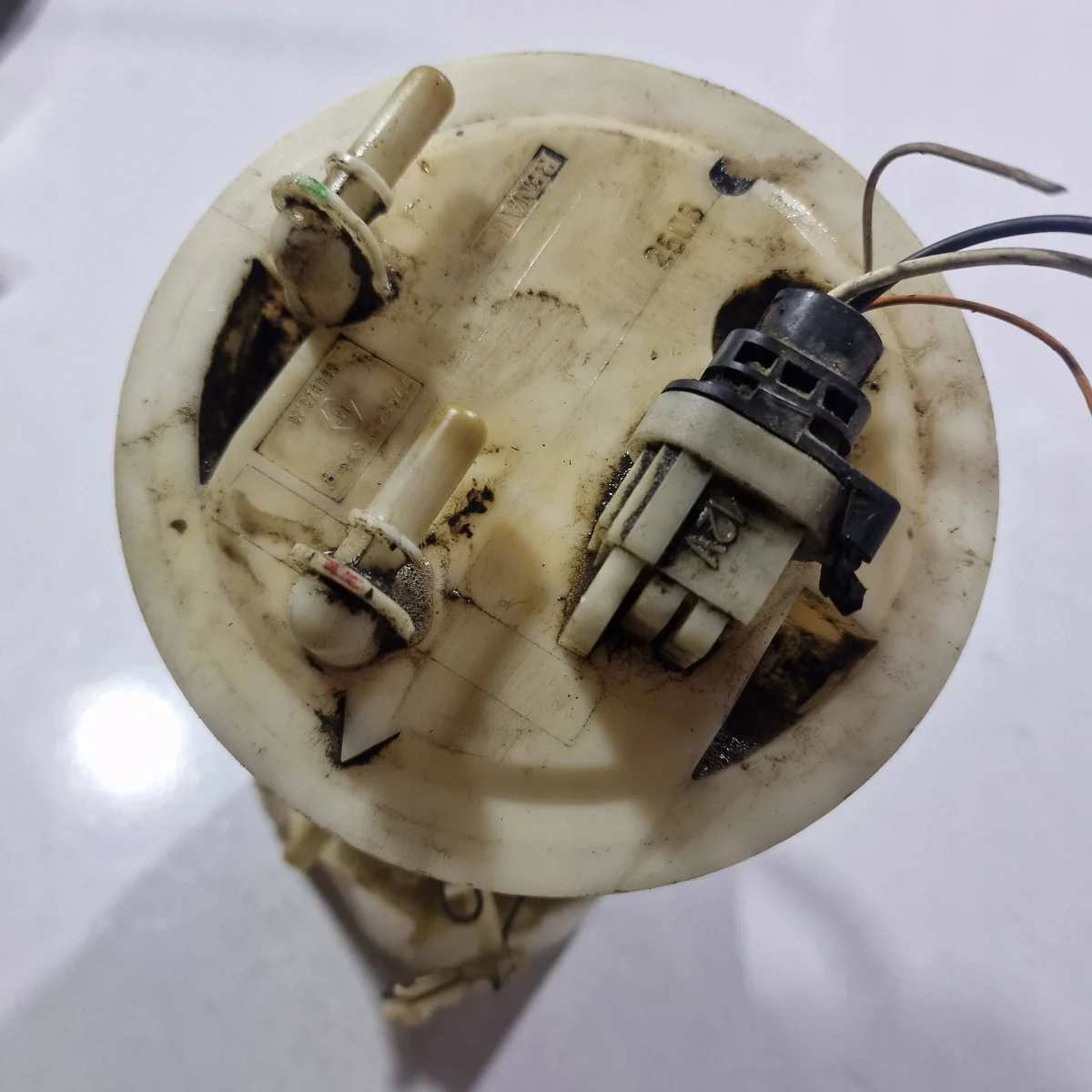 Bomba de Combustible Renault OE 7700422036* image 3