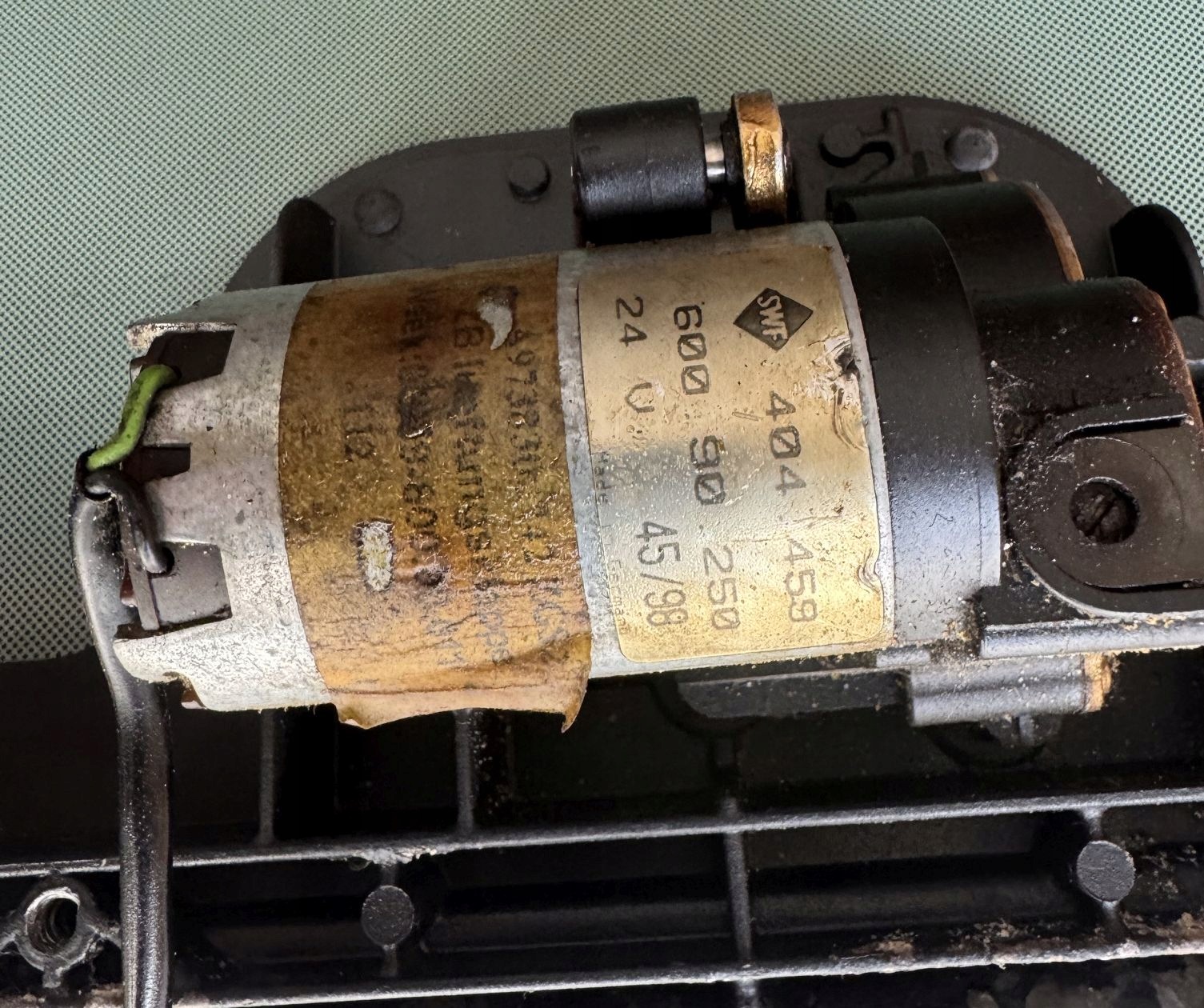 OEM 9438300042 EM Manuaalinen Kattoikkuna Mercedes Kuorma-autoille