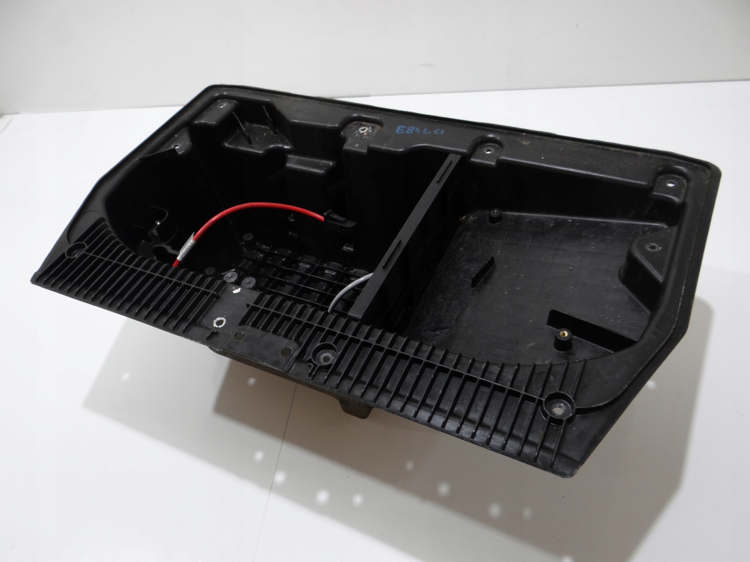 Insert de Suelo de Maletero BMW E84 X1 OEM 2990101 - Usado image 2