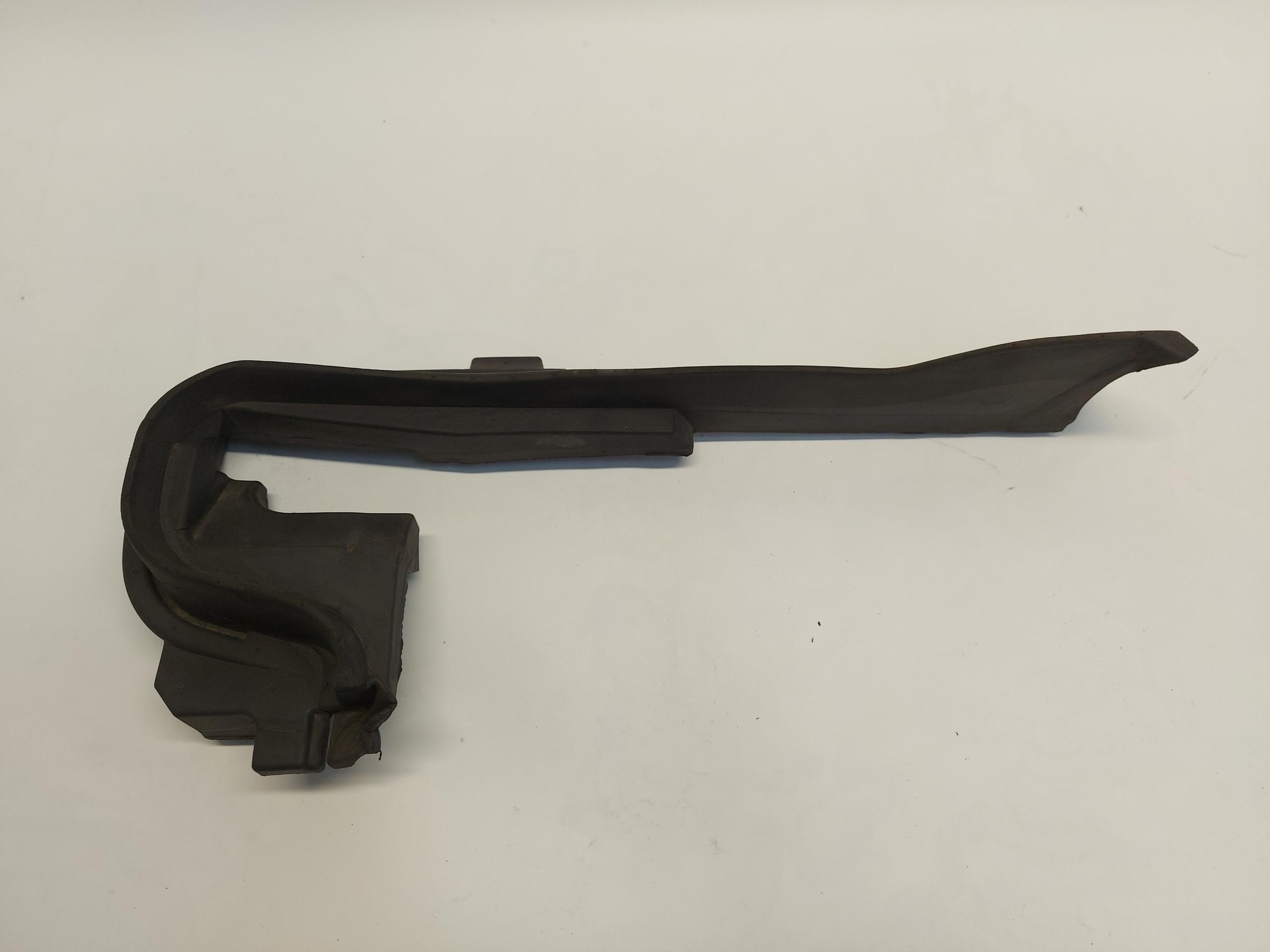 OEM 95B823732A Cache mousse charnière droit Porsche Macan image 2