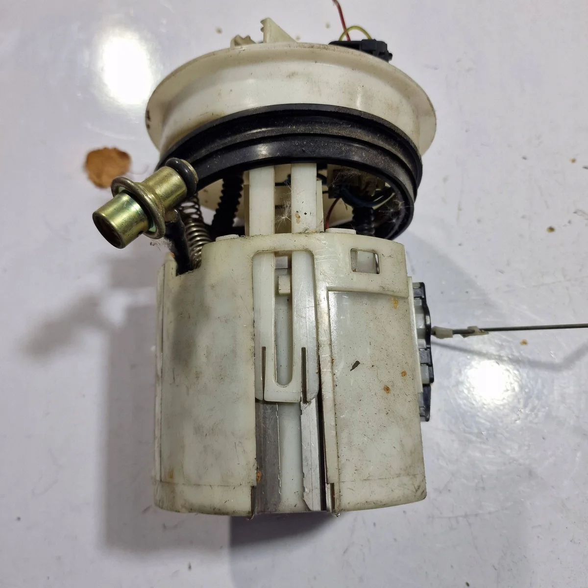 Pompe à carburant Mazda 6 2.0 880550 image 3