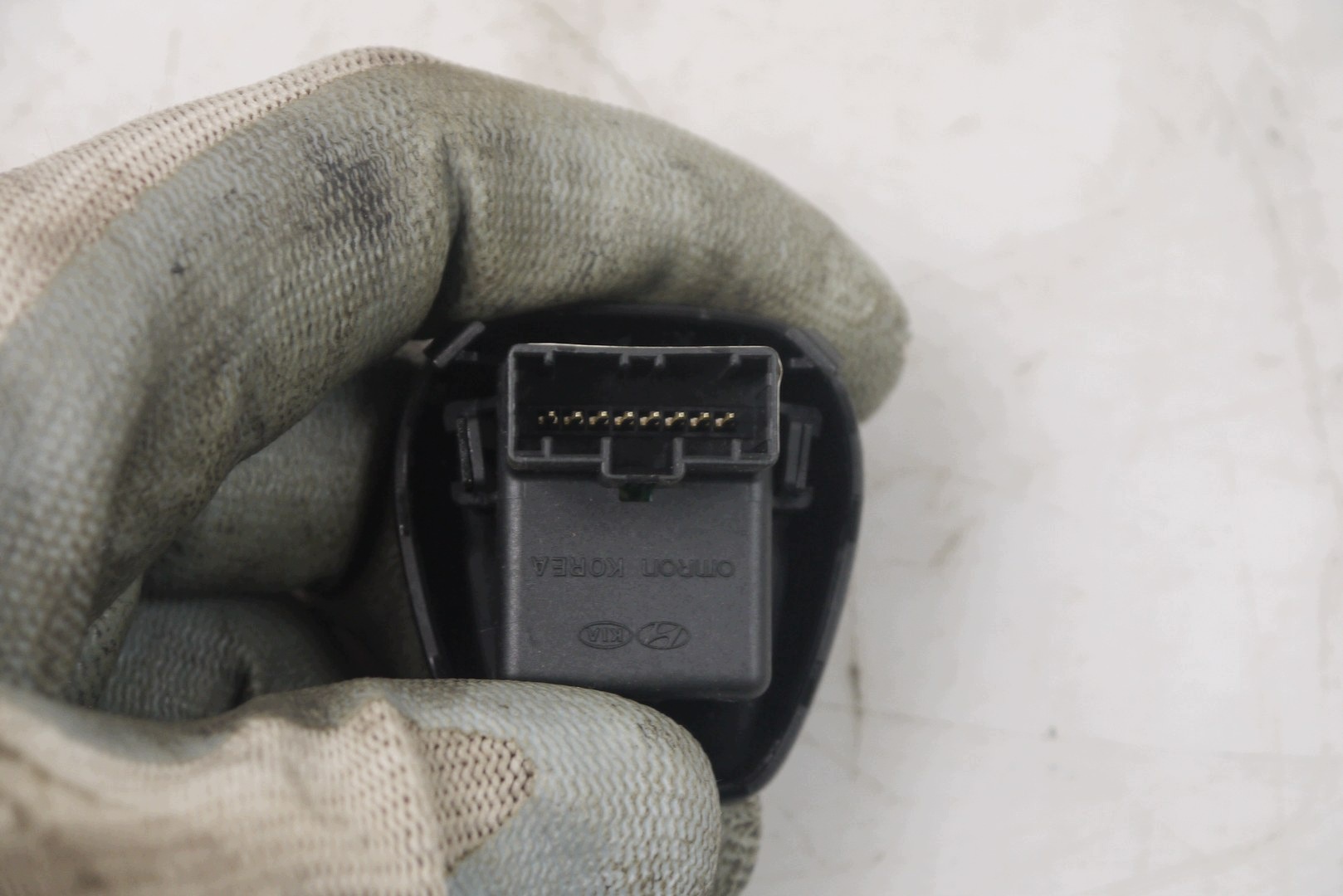 Sensor de Sol Hyundai Bayon 2025 OEM 97253-G3500 image 10