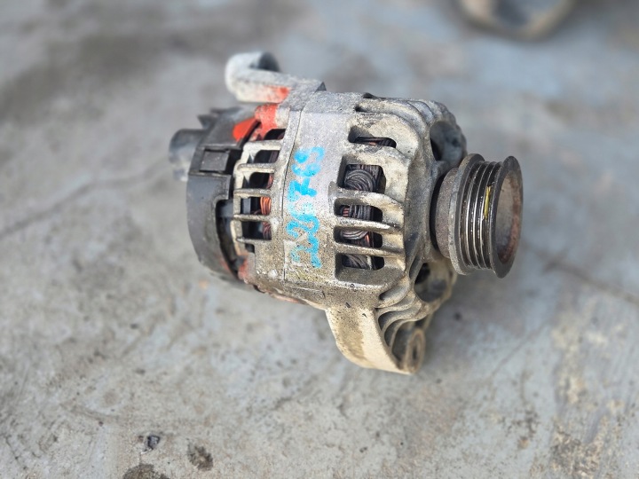 Generator Fiat Panda II 2003-2013 1,2 B DENSO 83631750