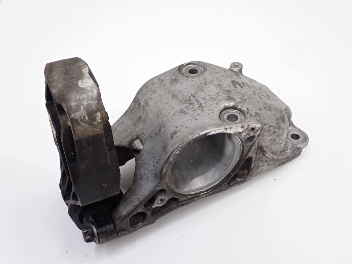 Halvaxelfäste OEM A2702230138 Mercedes image 2