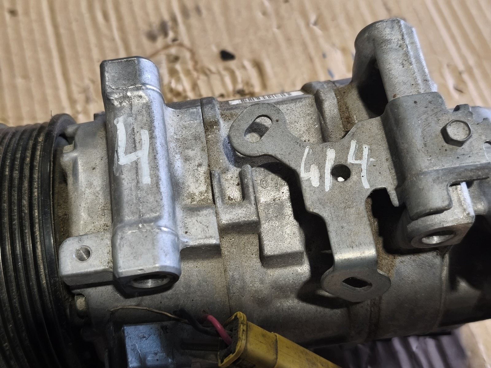 Compressor de ar condicionado Jeep Avenger 1.2 THP OEM 9850433280 image 10