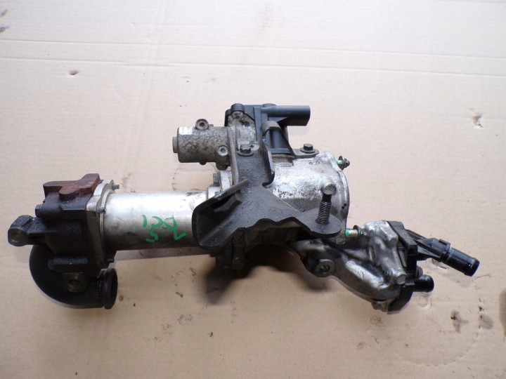 EGR-venttiili jäähdytin Nissan Note Renault Clio III 1.5 dCi h8200282949