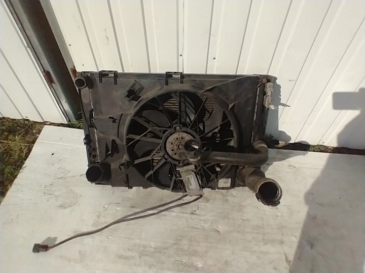 BMW 3 E90 E91 2.0D Radiador Completo Ventilador 7561711 9229021