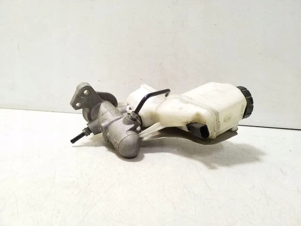 Cilindro de travão VW OEM 02048644P9 - Peça usada image 3