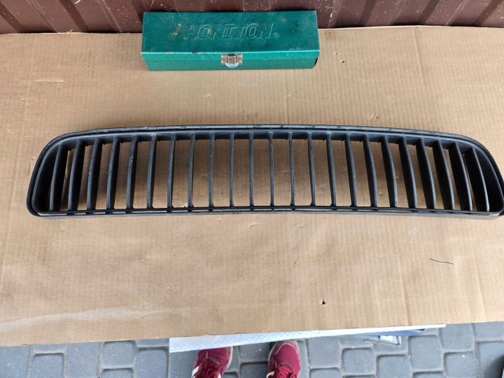 Skoda OE 5J0853677 griglia ventilazione paraurti