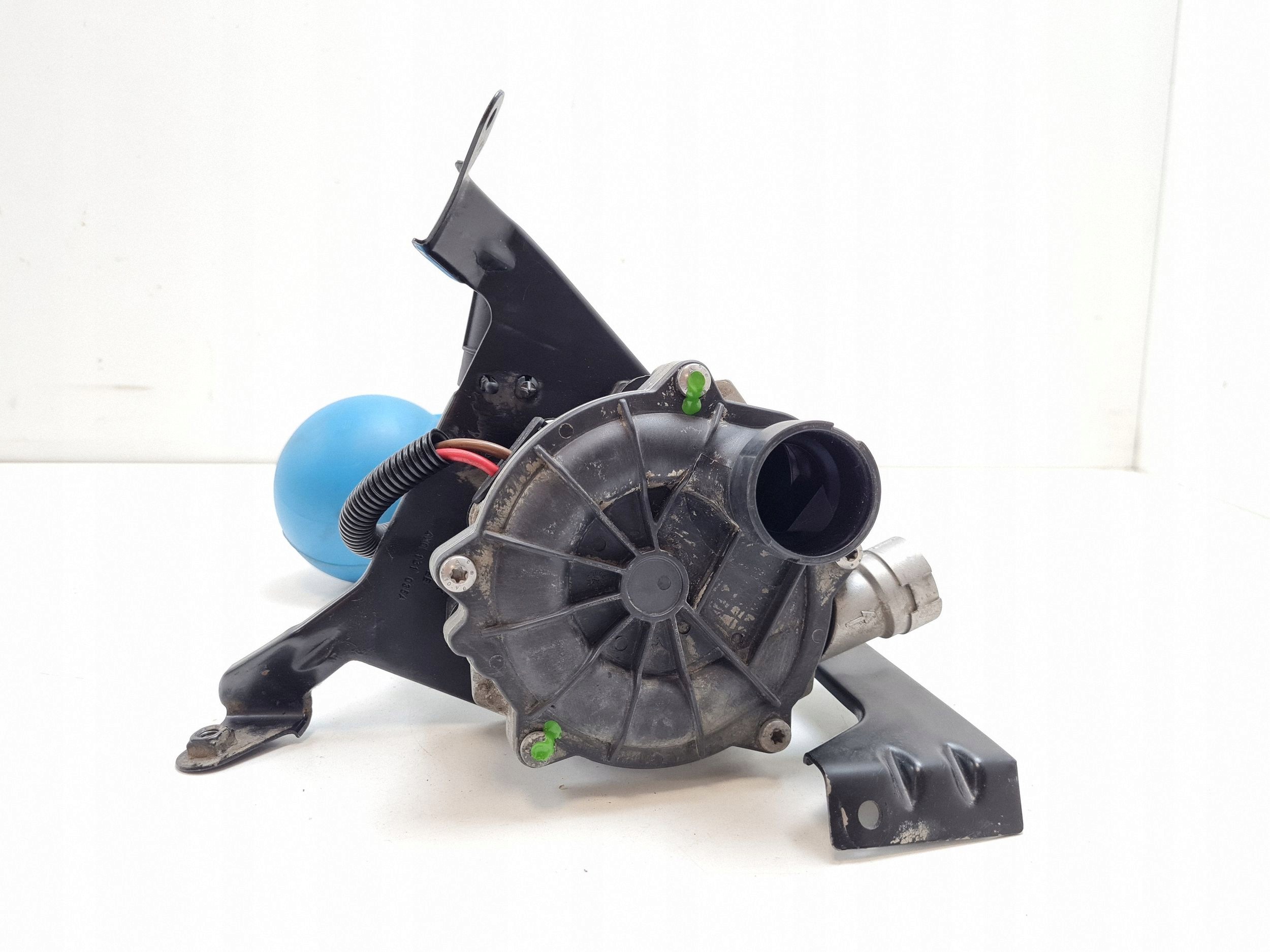 Bentley Flying Spur sekundärluftpump OEM 4W0131035A image 4