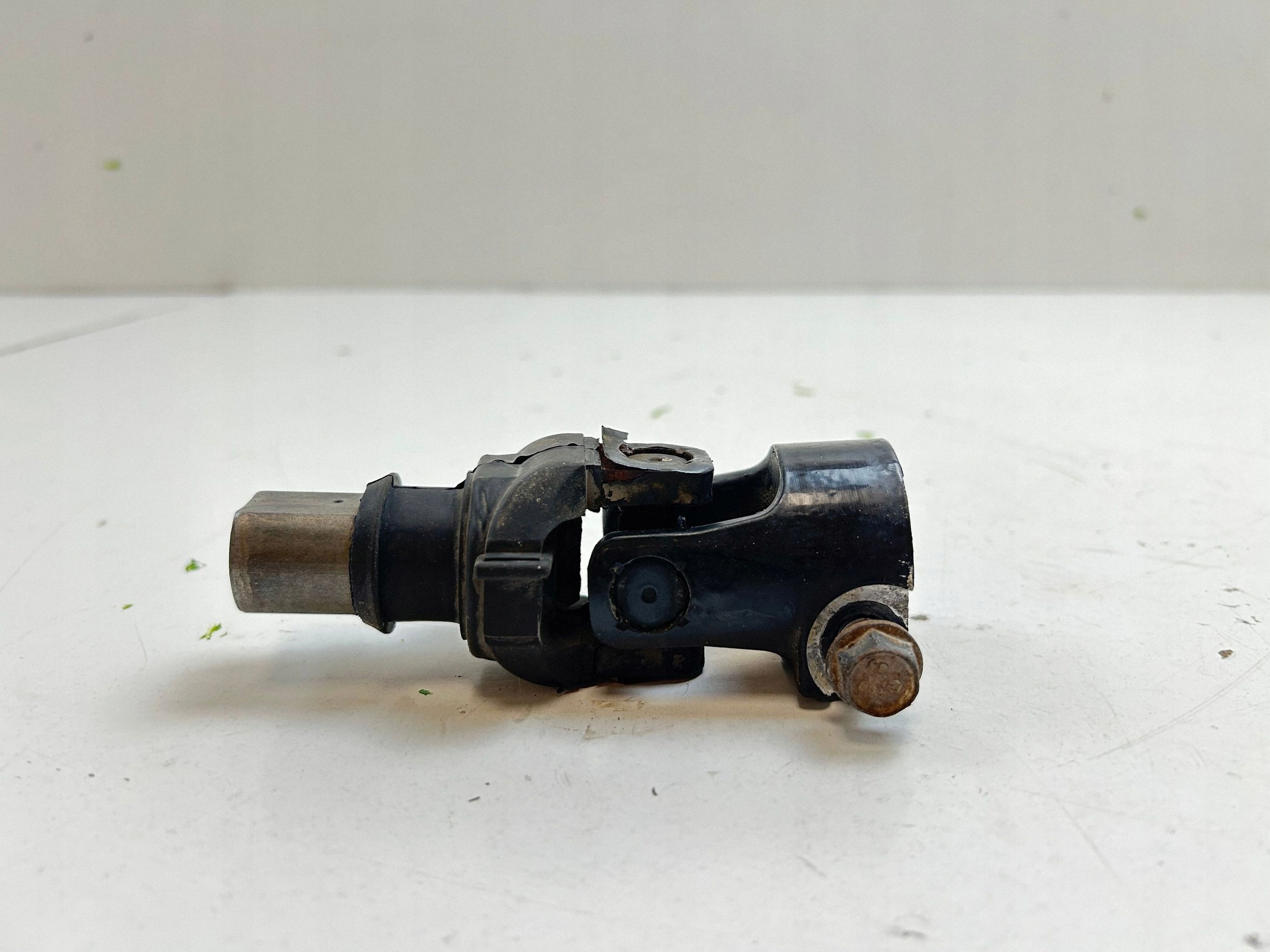 2008 Dodge Nitro Joint Universel Arbre de Transmission / Croix image 3