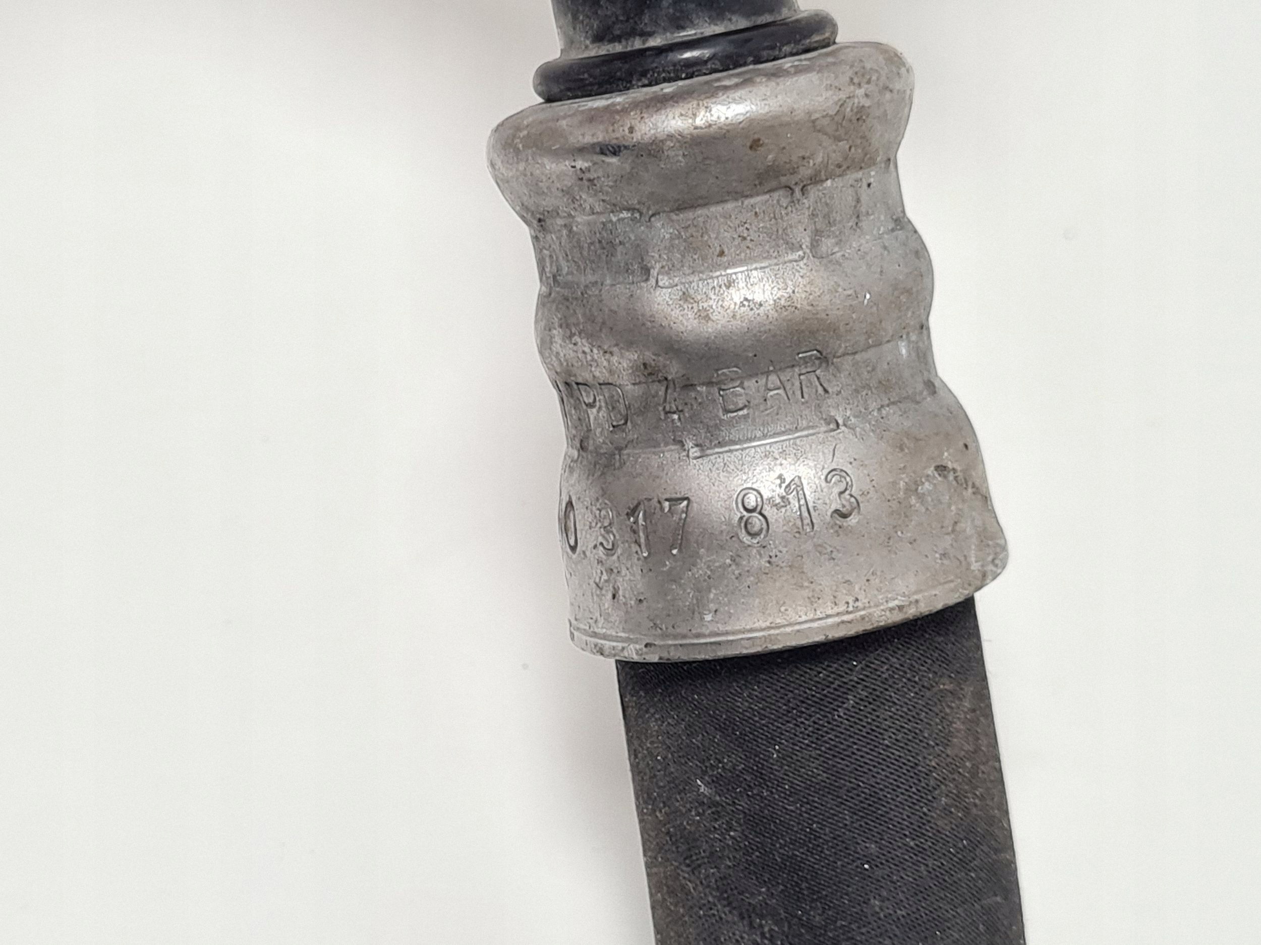 Bentley OE Ölkühlleitung OEM 4W0317813 - Gebraucht image 3