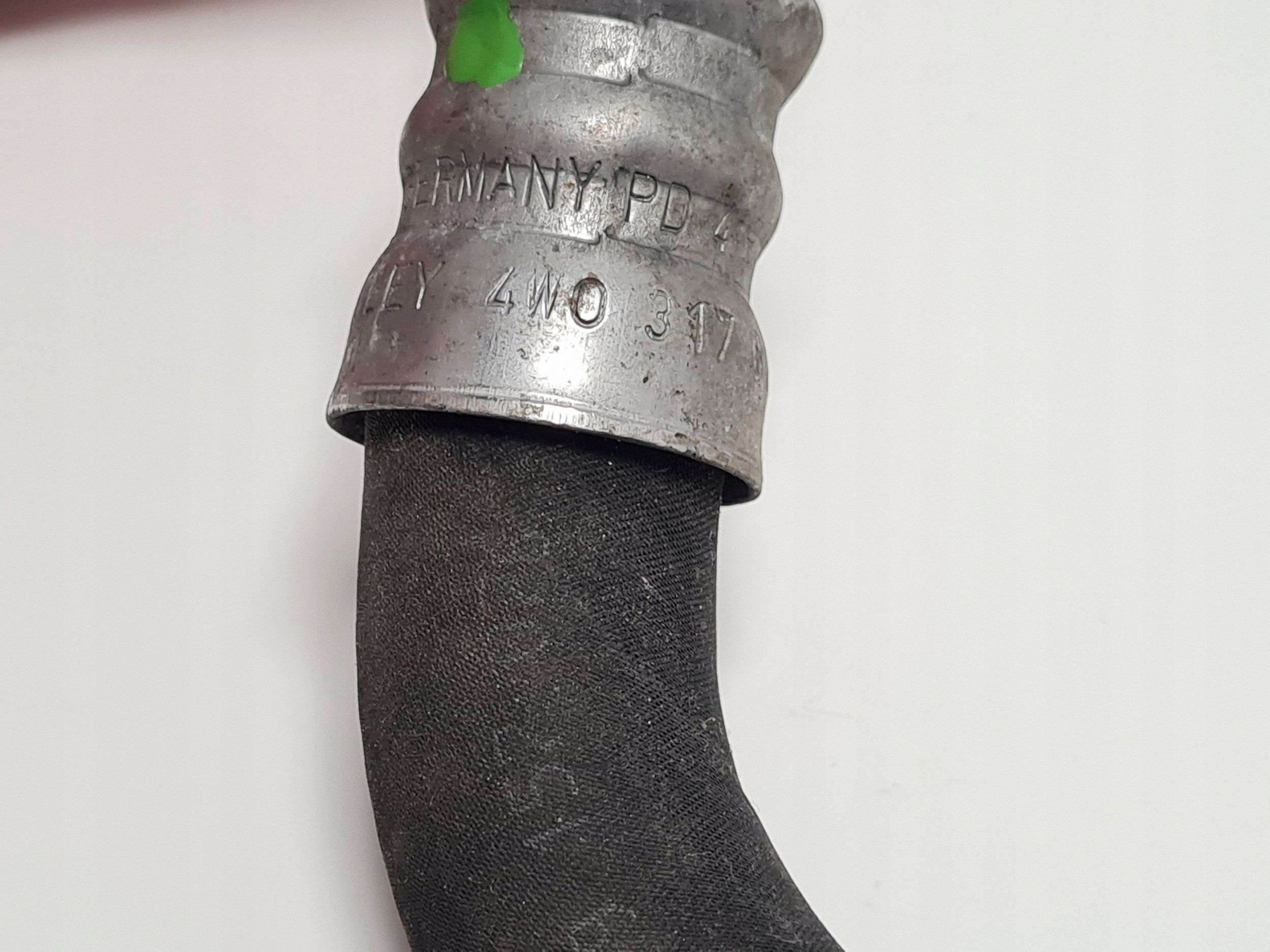 Bentley OE Ölkühlleitung OEM 4W0317813 - Gebraucht image 4