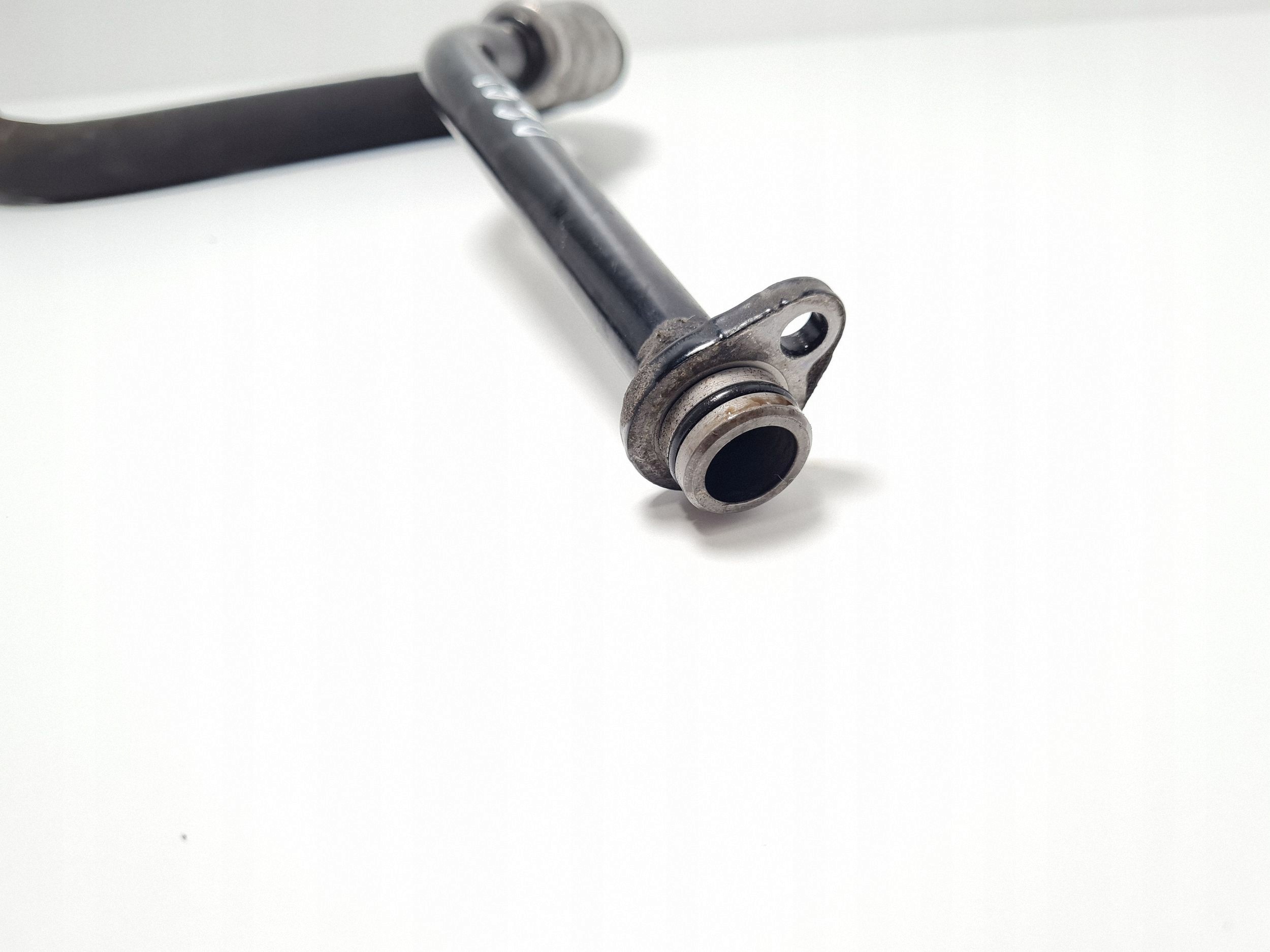 Bentley OE Ölkühlleitung OEM 4W0317813 - Gebraucht image 5