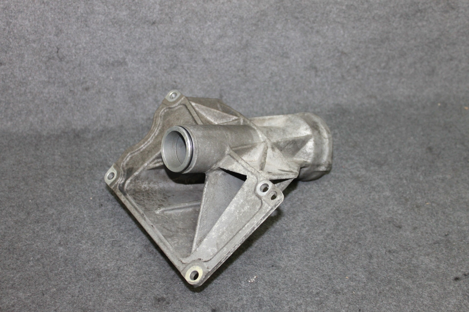 BMW X1 E84 aandrijfaslagersupport OEM 31507575061 image 3