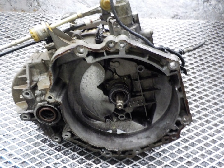 OPEL ASTRA IV J INSIGNIA A VAIHTEISTO M32 1.4 TURBO 55569879