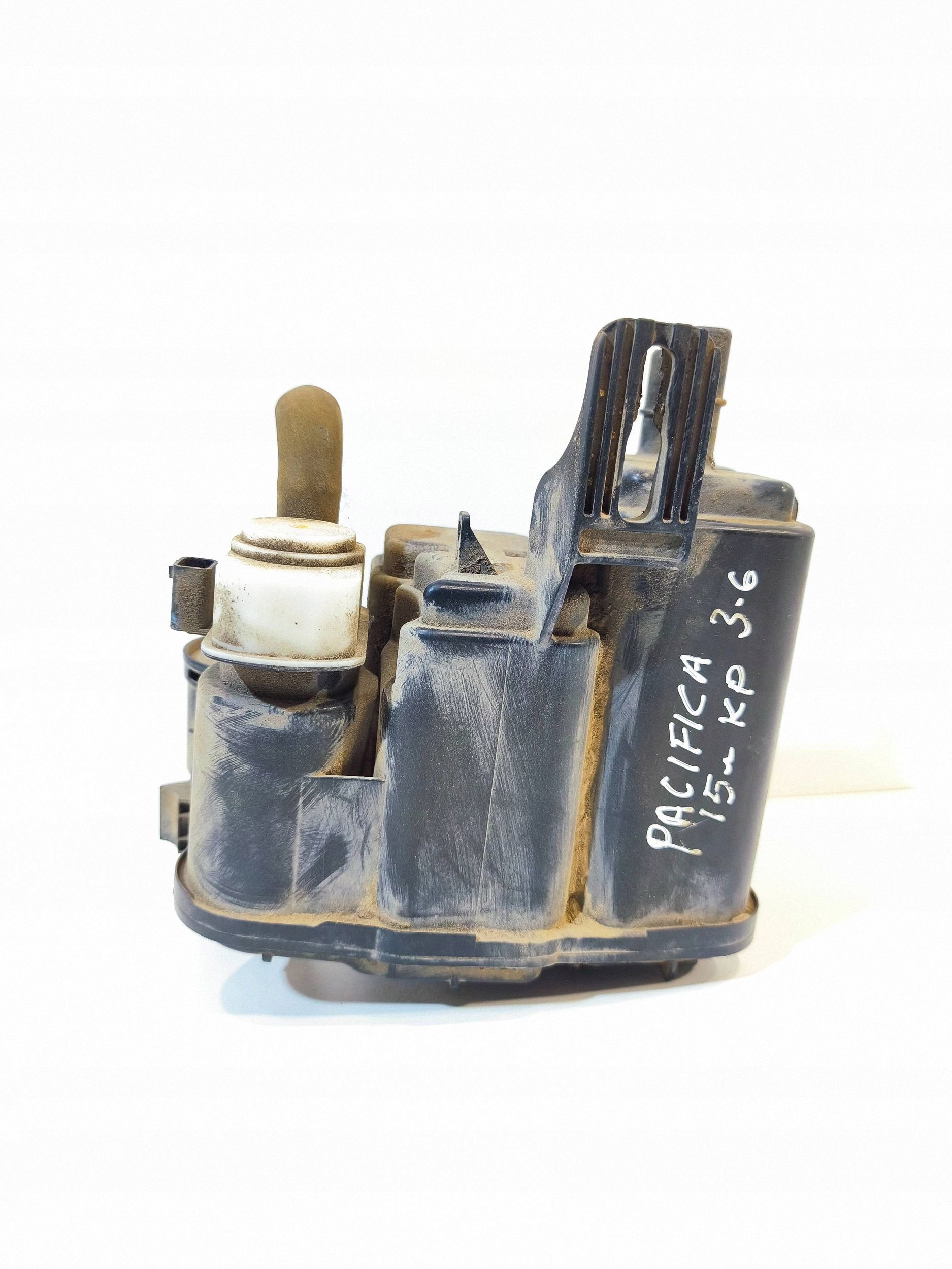 Chrysler Pacifica Takaosa OEM 52030368AD image 2