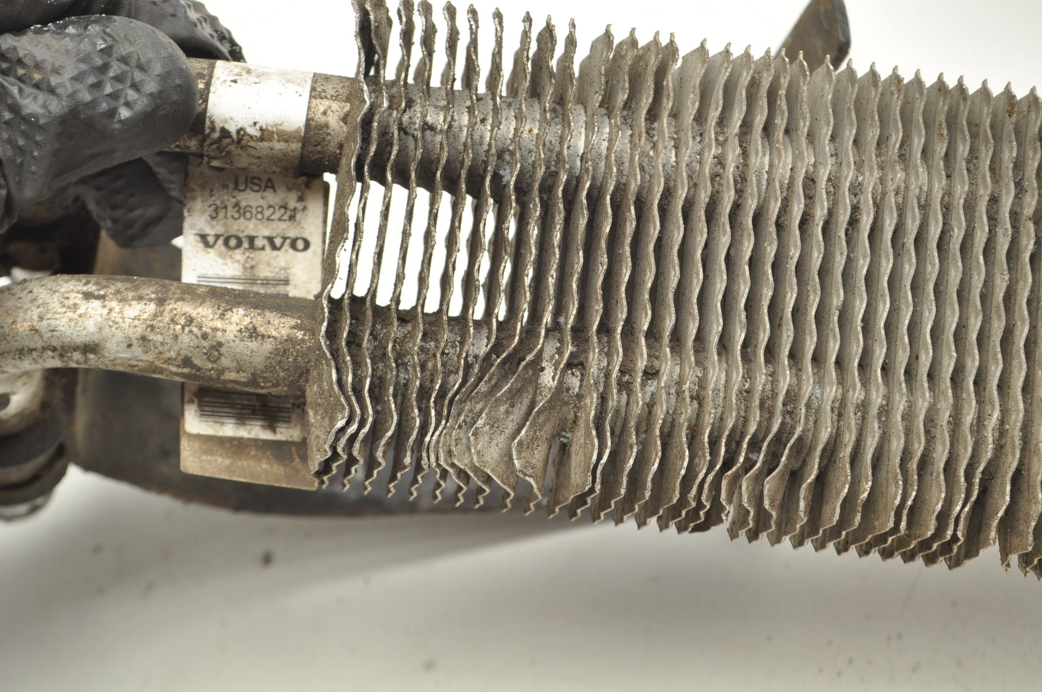 VOLVO V60 2.4 D6 radiateur d'eau 31368221 image 10