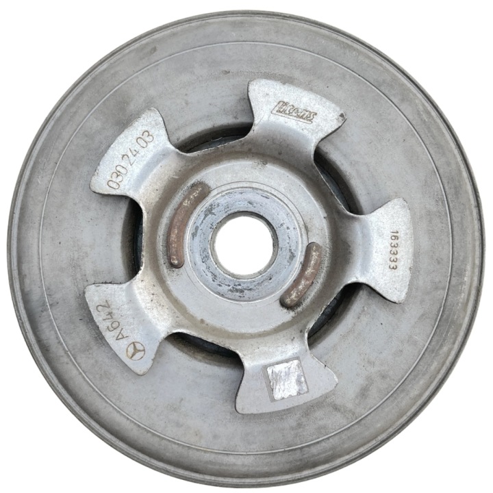 Kampipyörä MERCEDES W212 3.0 CDI LIFT V6 A6420302403 käytetty