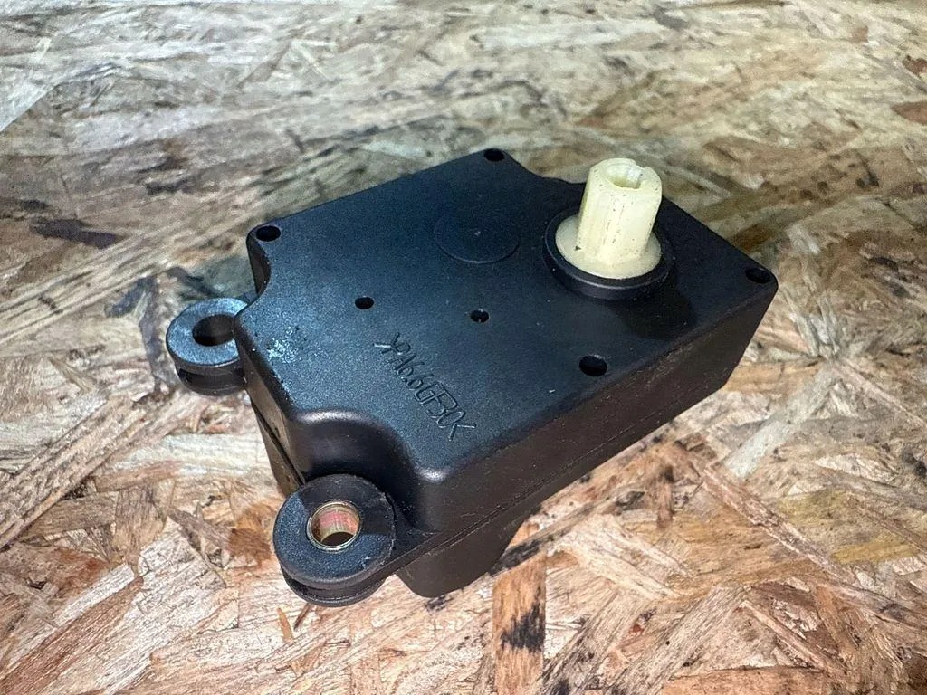 Volvo OE 75622F Klappenmotor für S60 I 2008