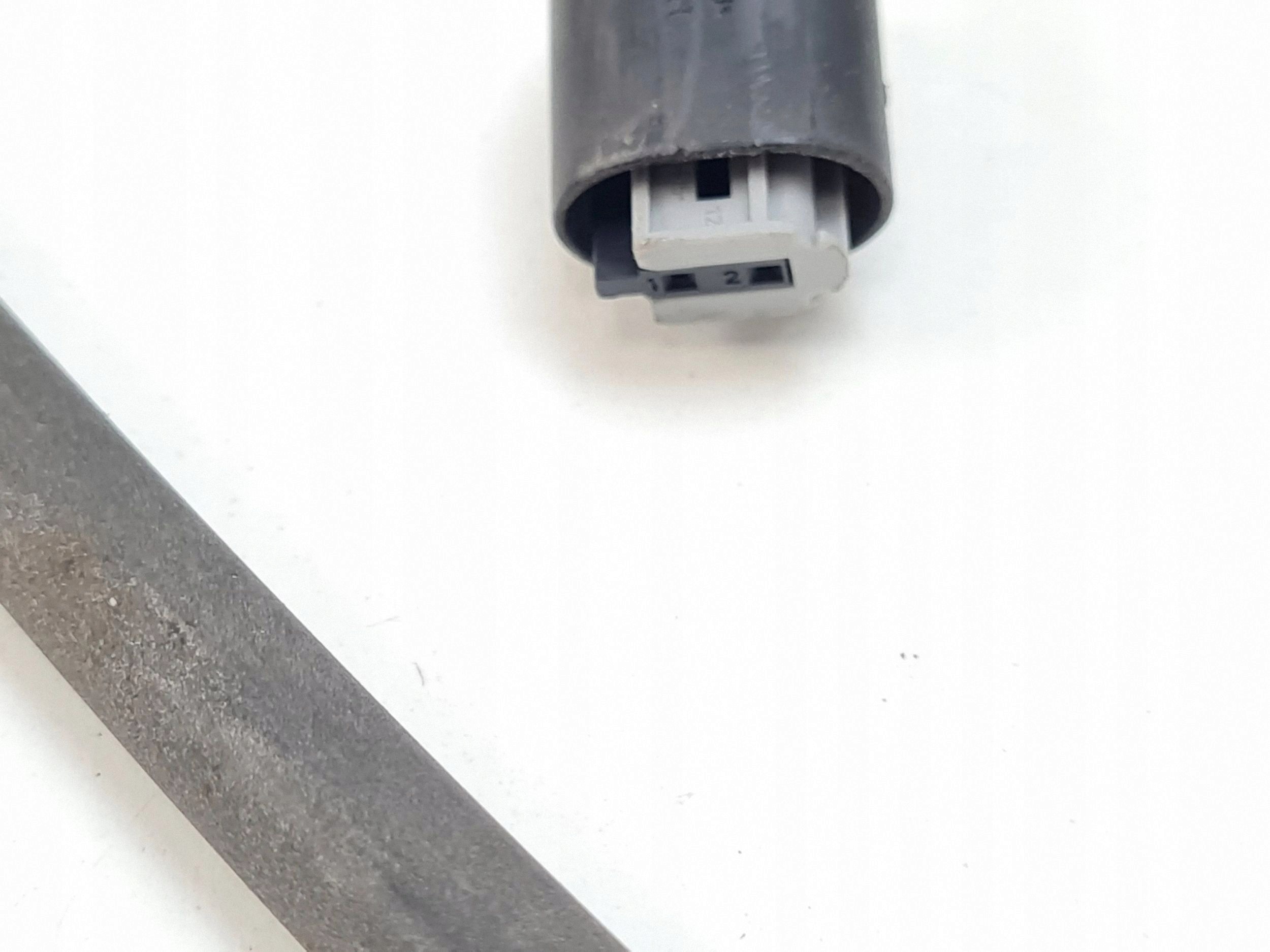 Cables & Conectores Mercedes-Benz OEM A0009982901
