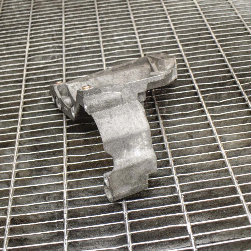 Suporte compressor ar condicionado BMW M5 OEM 7835431 image 3