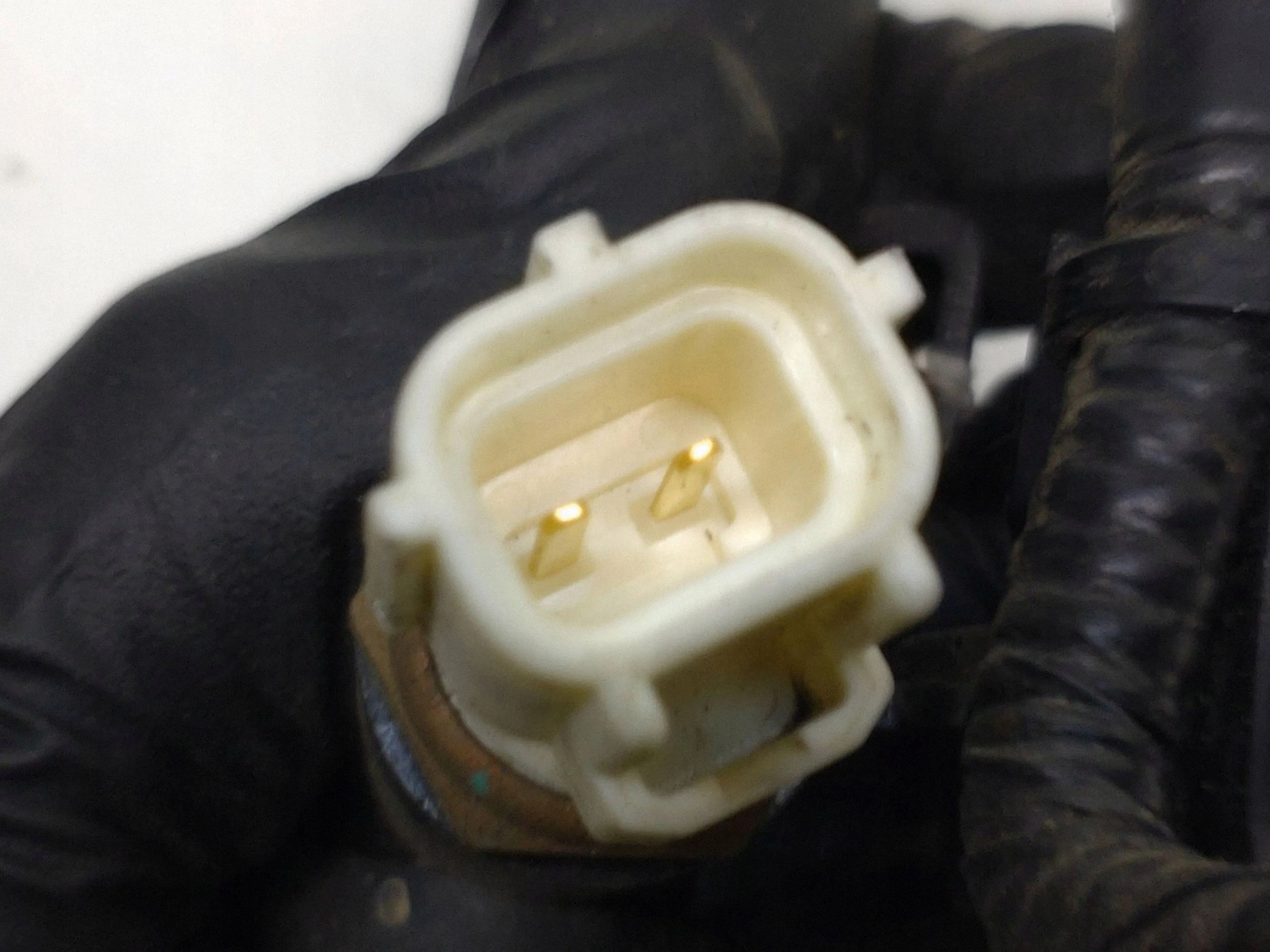 Sensor Temperatura Líquido Refrigerante OEM 8942947010 image 5
