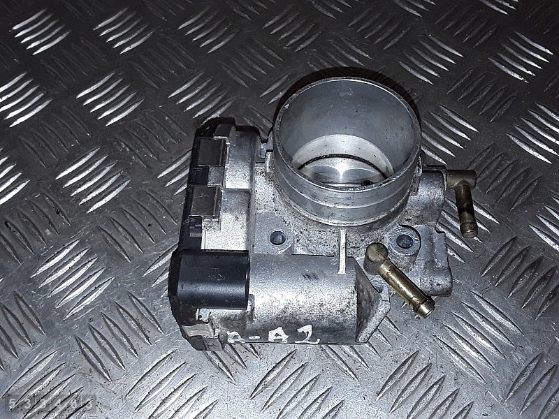 VW GOLF IV 1.6B FSI Corps de Papillon 036133062D image 4
