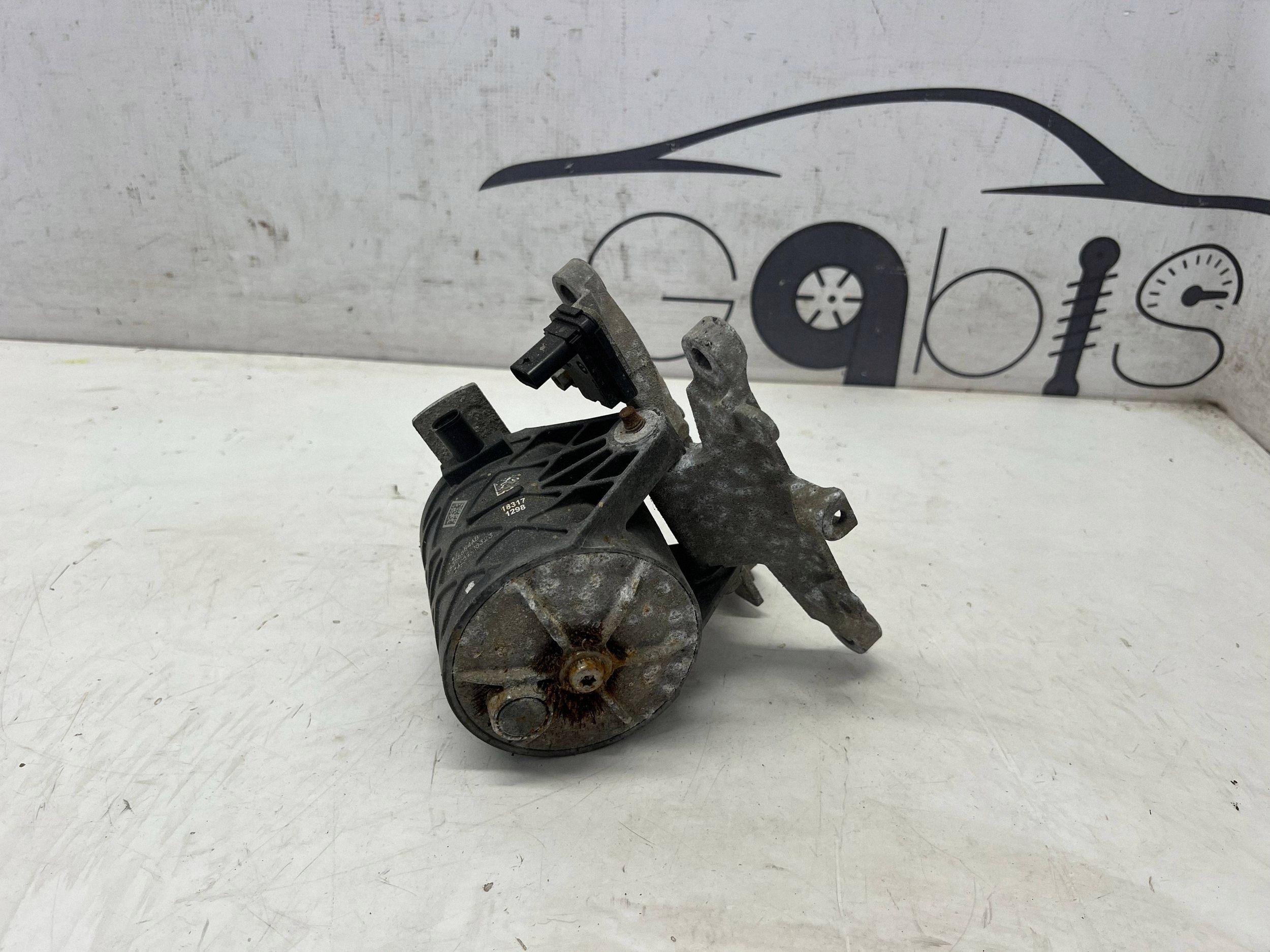 Dodge RAM 2019 Frontstoßdämpfer-Puffer OEM 68356654AB image 2