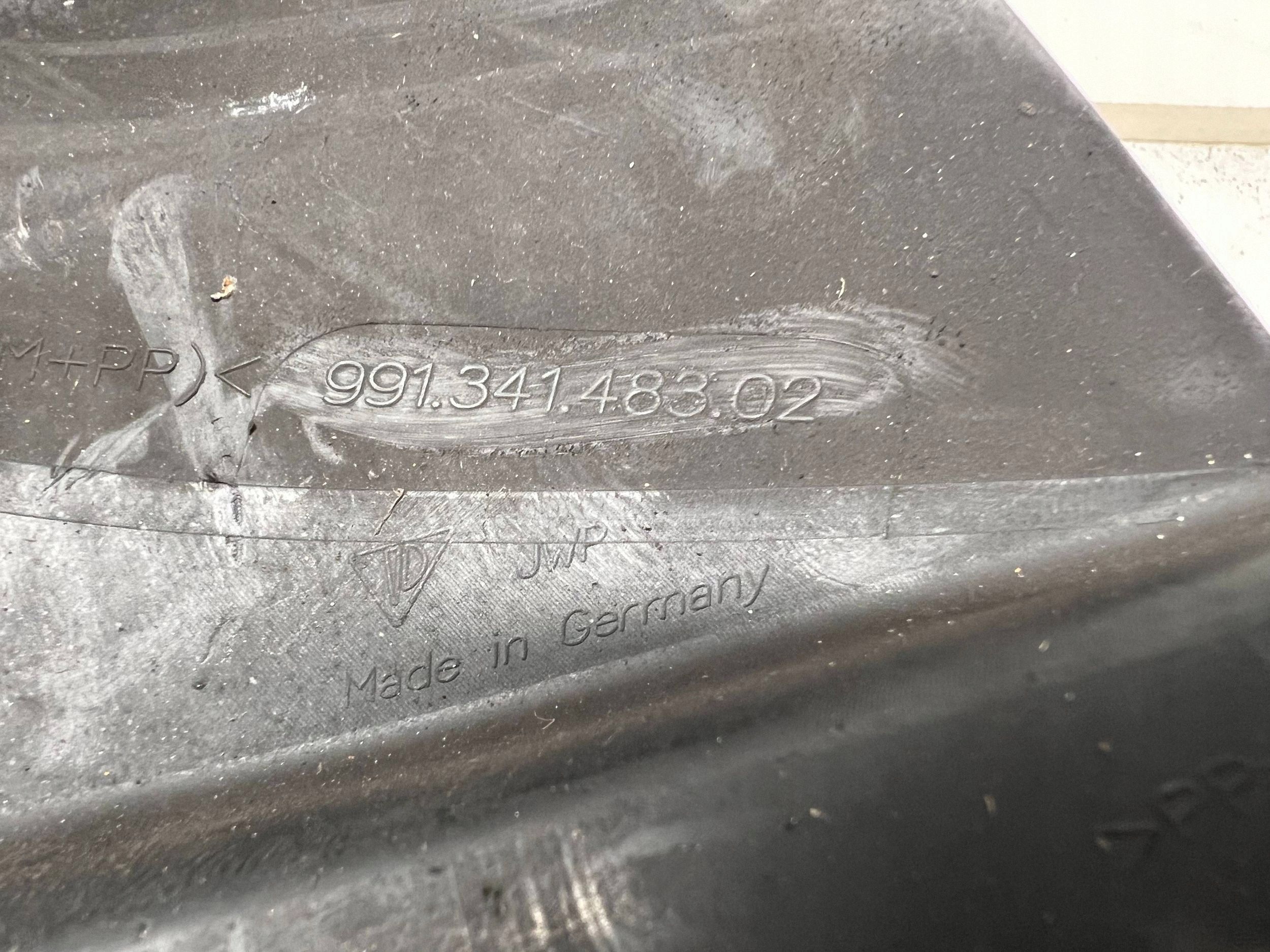 Porsche 911 991.2 Duto de Ar Esquerdo OEM 99134148302 image 6