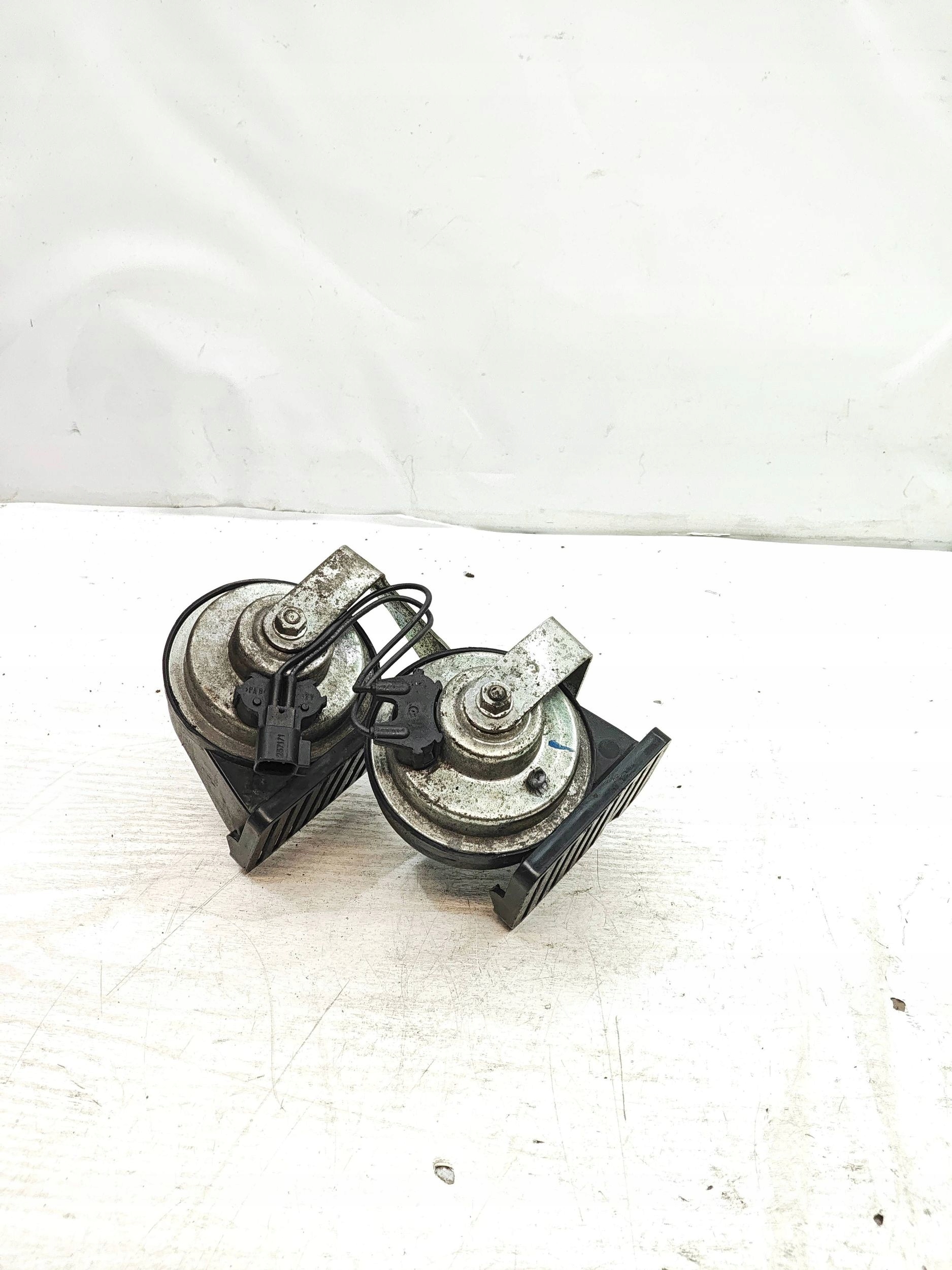 Klakson Opel Astra J 13472524 käytetty