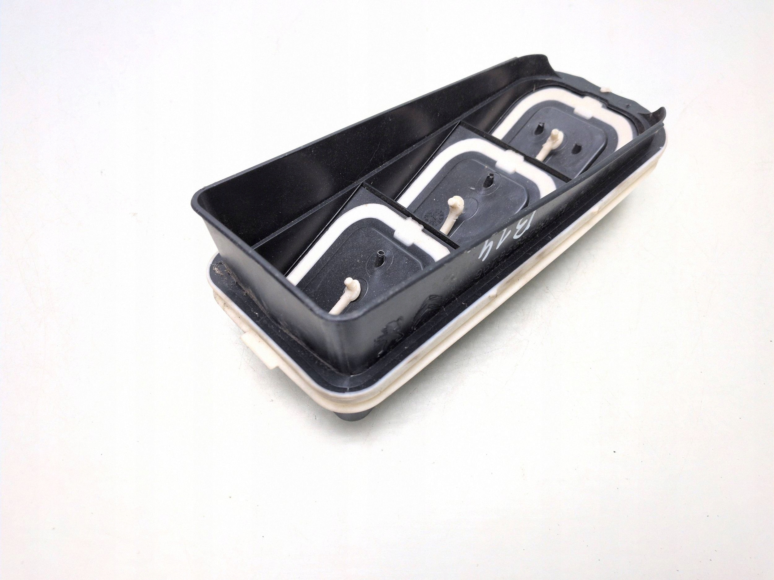 Grille de ventilation OEM 9678565780 pour pare-chocs arrière image 4