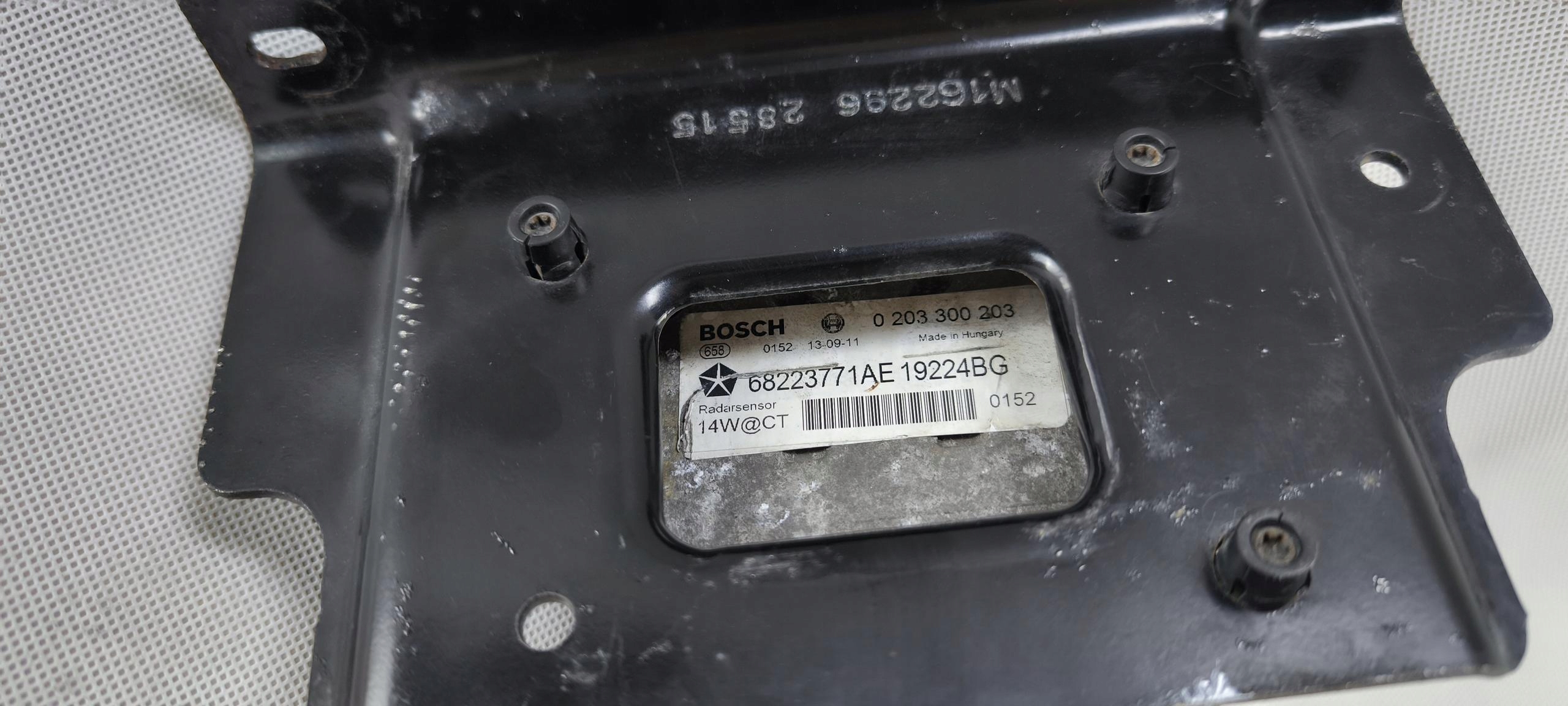 JEEP GRAND CHEROKEE WK2 2013-2016 Radar Geschwindigkeitssensor Tempomat image 3