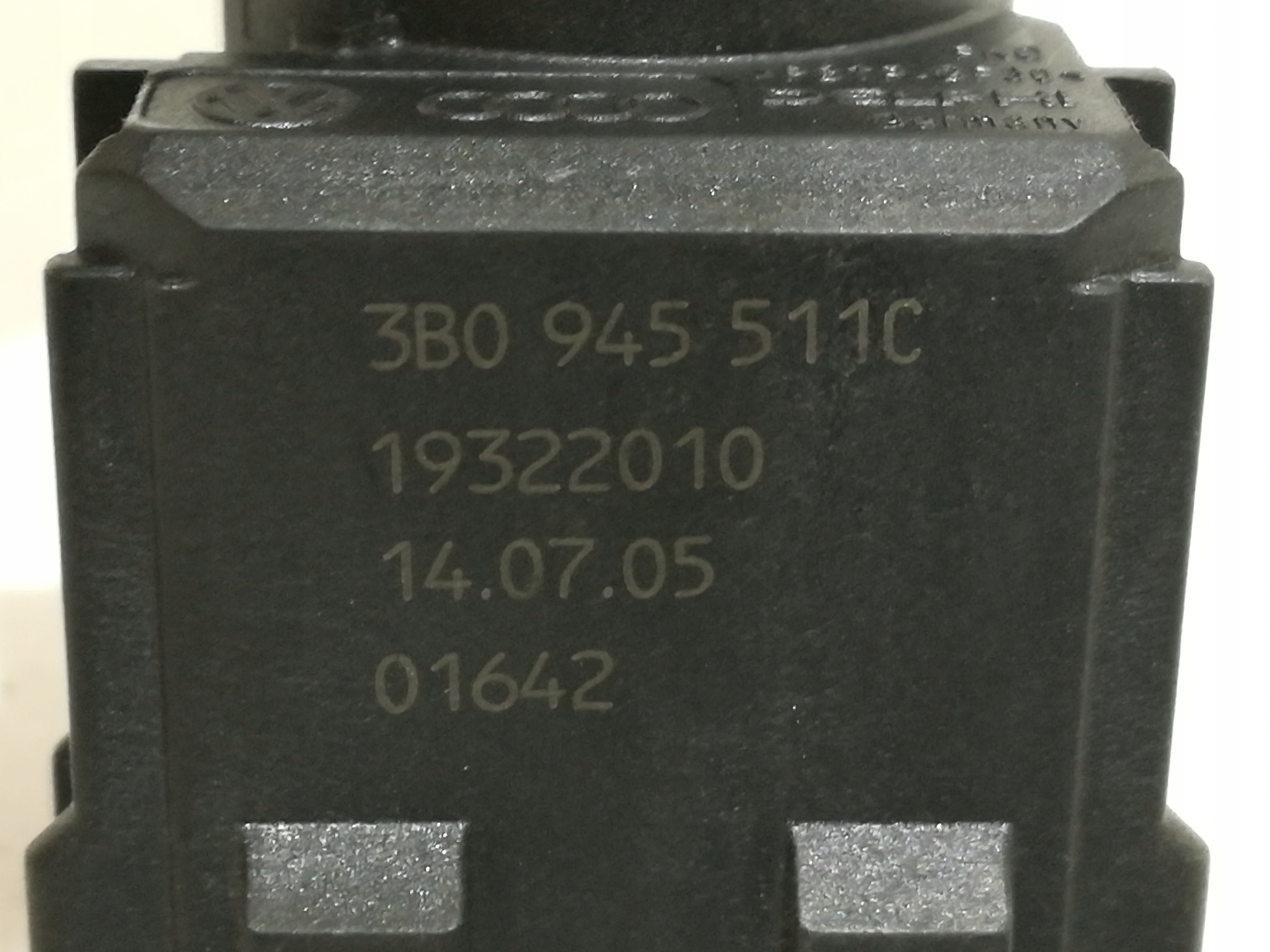 Bremspedalsensor AUDI A4 3.0L Diesel 2007 OEM 19322010