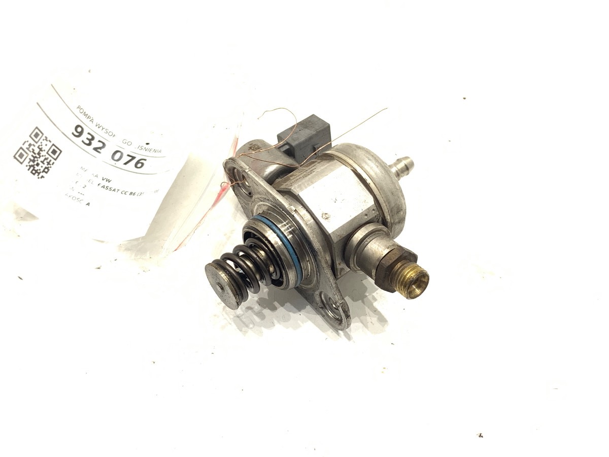 Polttoainepumppu OEM 06H127025N Audi Skoda Seat