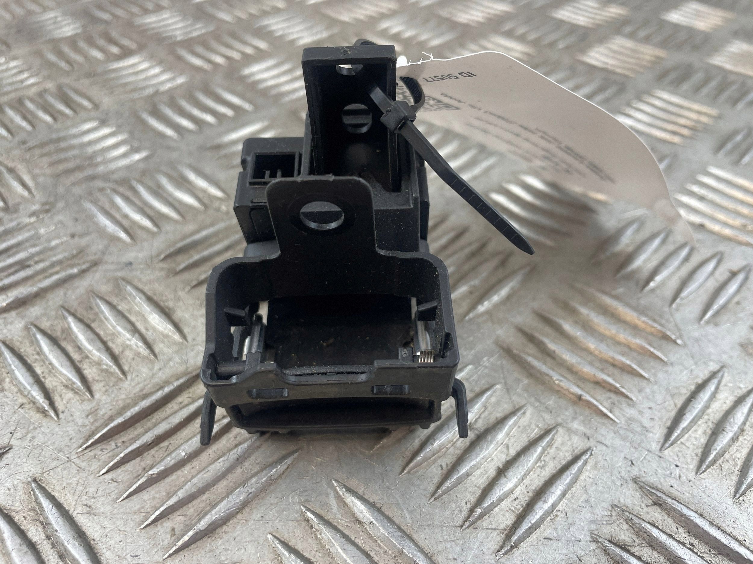 Interruptor de ignição OEM AH4N15607 para Volvo S60 II image 4