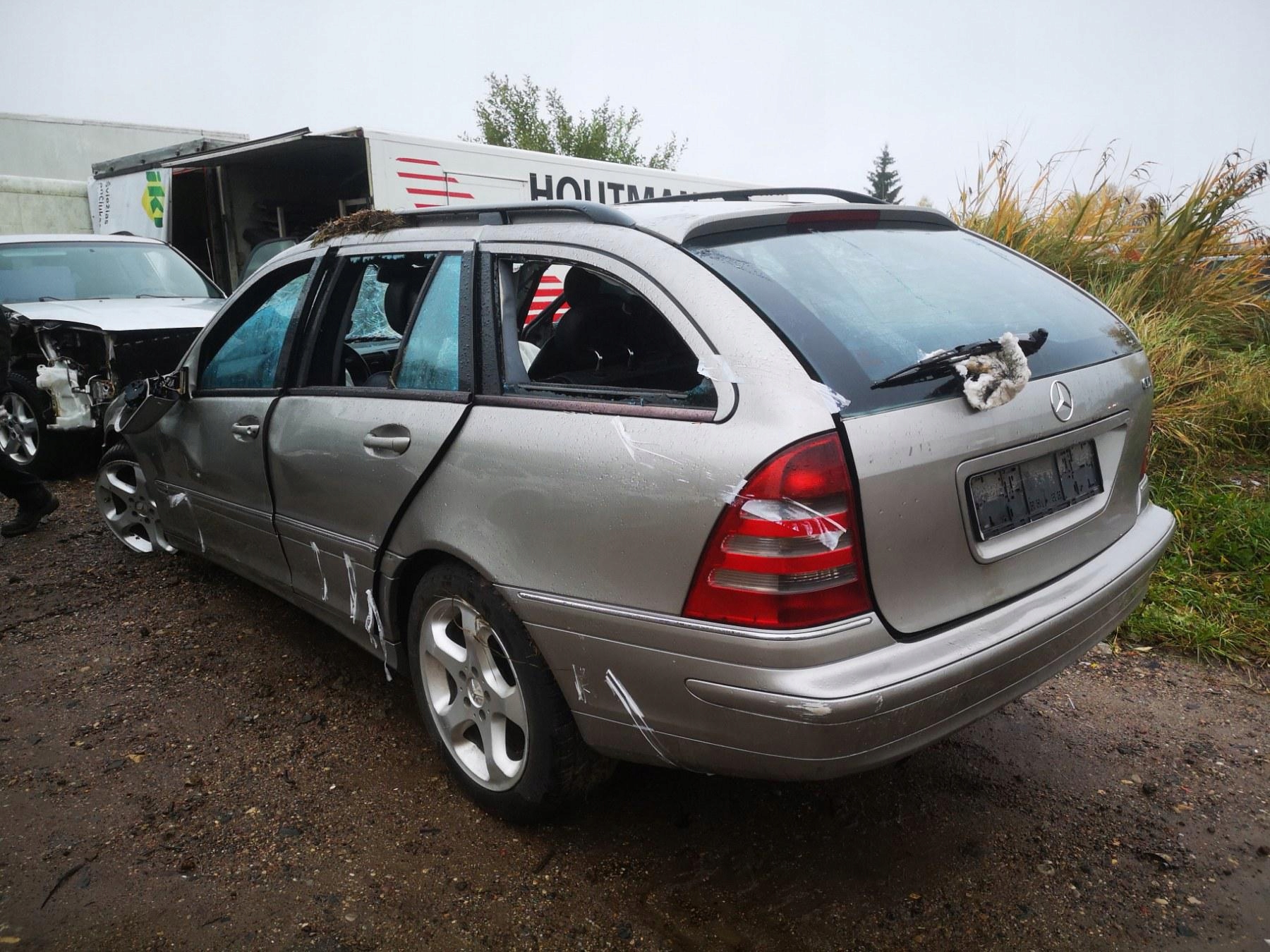 Pompe à vide Mercedes-Benz C W203 image 7