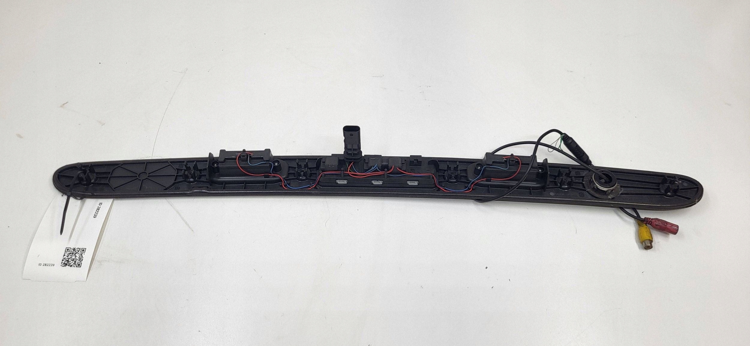 Volvo S60 II Elevador Maletero OEM 31391197 - Usado image 3