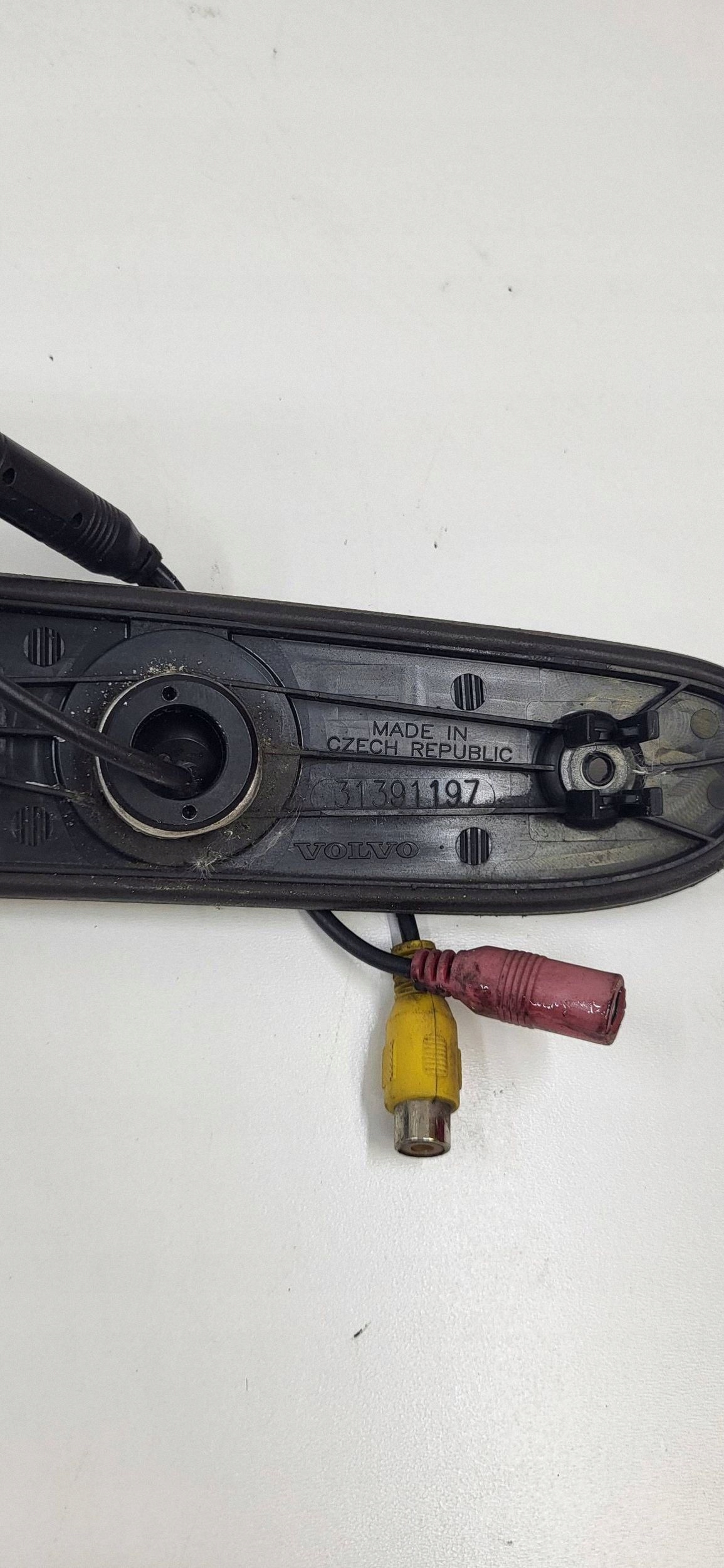 Volvo S60 II Elevador Maletero OEM 31391197 - Usado image 8