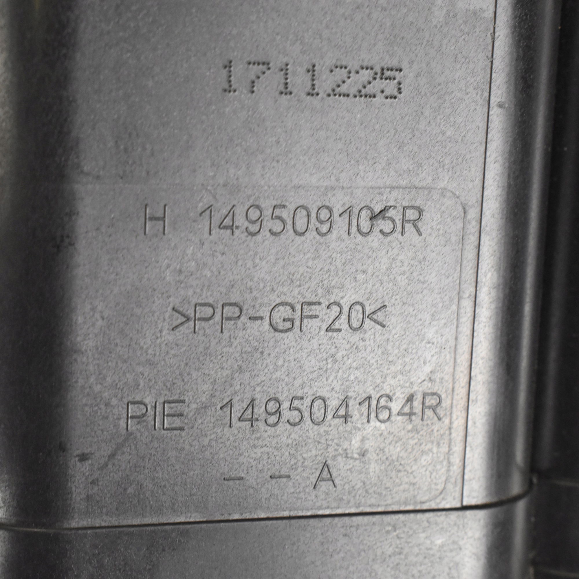 OEM 149504164R Kohlefilter für Dacia 1.0TCe image 4