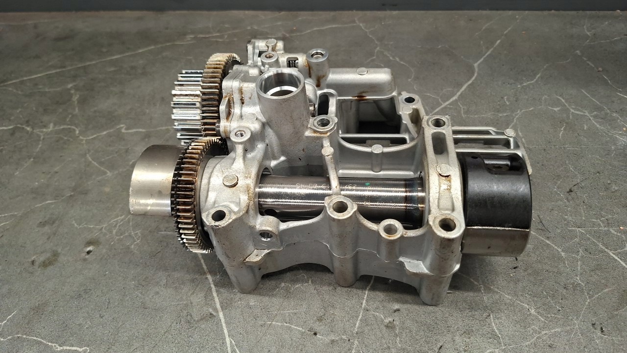 Oljepump Ford OE JX6G-6A305-AB - Begagnat skick image 2