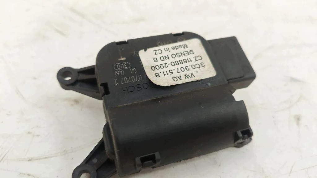VW Klappenmotor OEM 3C0907511B für Passat B6 2.0L